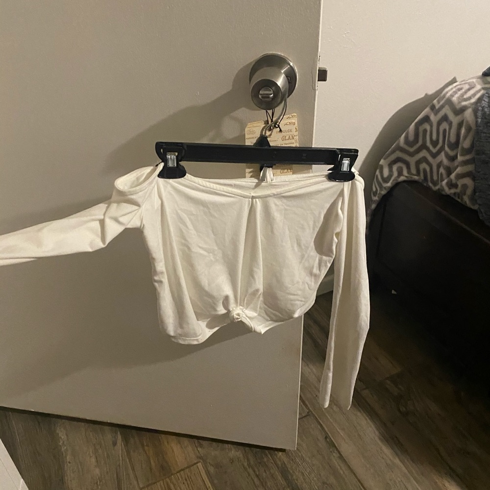 White crop top